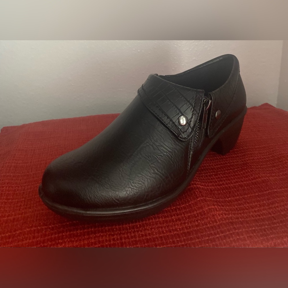 Easy Street Darcy Perforated Ankle Boots - Black